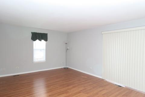 1232 Clover Ln, Hoffman Estates, IL 60192 photo 7