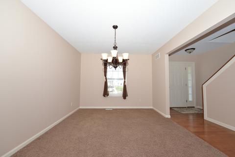 1031 Canyon Creek Rd, Normal, IL 61761 photo 5