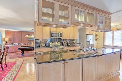 630 E Belmont Ave, Addison, IL 60101 photo 8