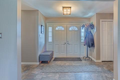 630 E Belmont Ave, Addison, IL 60101 photo 5