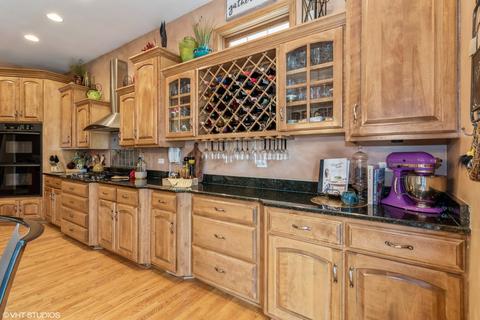 20012 White Pine Ct, Mokena, IL 60448 photo 7