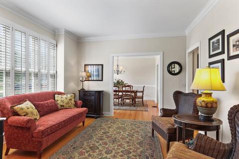 2010 Howard St, Wheaton, IL 60187 photo 5