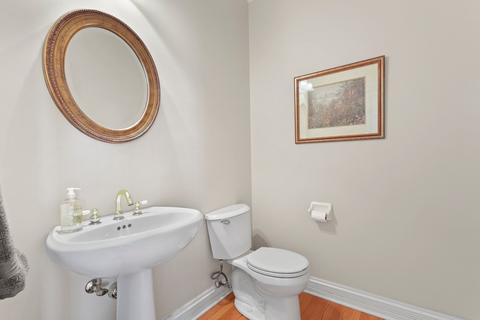 2010 Howard St, Wheaton, IL 60187 photo 14