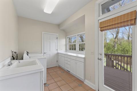 2010 Howard St, Wheaton, IL 60187 photo 13