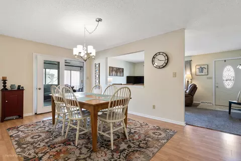 105 Doe Cir, Morris, IL 60450 photo 6