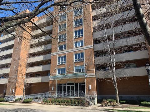 435 William St #403, River Forest, IL 60305 photo 1