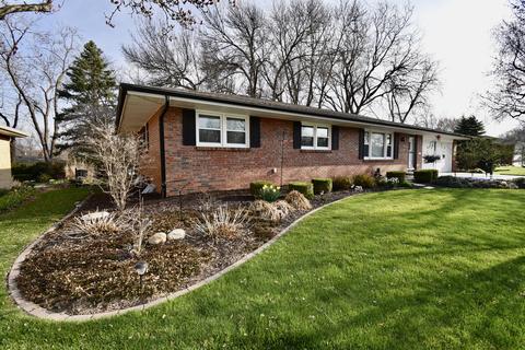 904 Spear Dr, Normal, IL 61761 photo 2