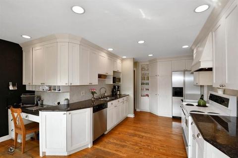 2633 Glenview Rd, Glenview, IL 60025 photo 9