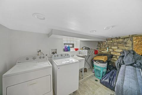 5708 W Maple Ave, Berkeley, IL 60163 photo 14