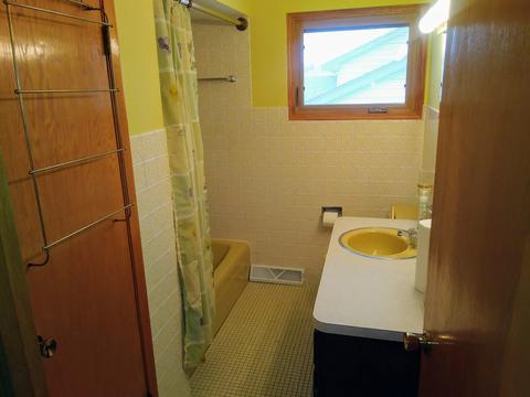 7519 S Oketo Ave, Bridgeview, IL 60455 photo 11