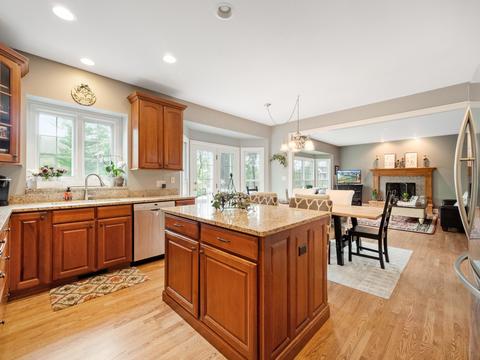 26 W355 Jerome Ave, Wheaton, IL 60187 photo 10