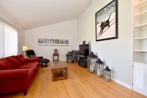 589 N 7th Ave, Des Plaines, IL 60016 photo 3