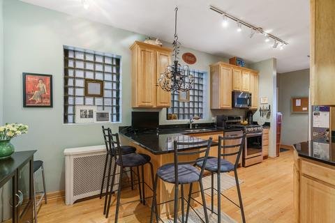 1053 E Hyde Park Blvd #1, Chicago, IL 60615 photo 5