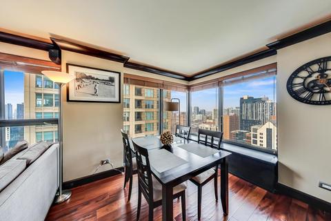 30 E Huron St #3307, Chicago, IL 60611 photo 8