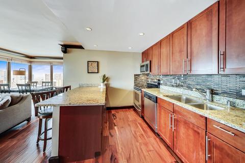 30 E Huron St #3307, Chicago, IL 60611 photo 3