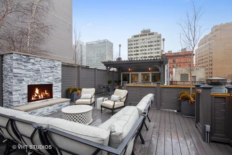 38 Elm St, Chicago, IL 60611 photo 53