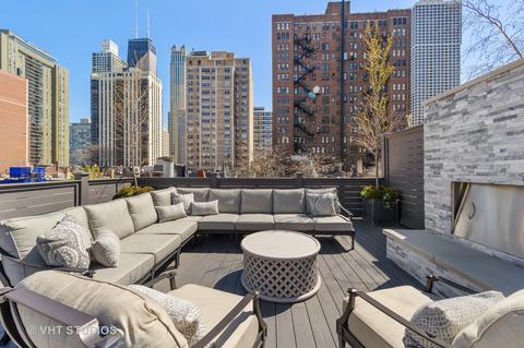 38 Elm St, Chicago, IL 60611 photo 52
