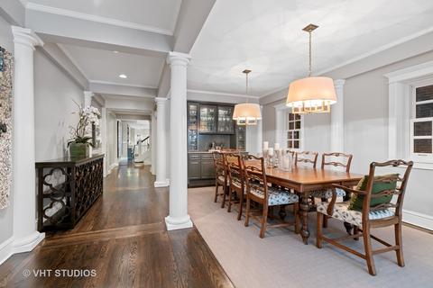 38 Elm St, Chicago, IL 60611 photo 13