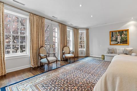 38 Elm St, Chicago, IL 60611 photo 33
