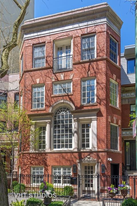 38 Elm St, Chicago, IL 60611 photo 1