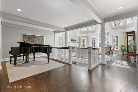 38 Elm St, Chicago, IL 60611 photo 9