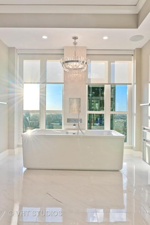 11 E Walton St #4201, Chicago, IL 60611 photo 22