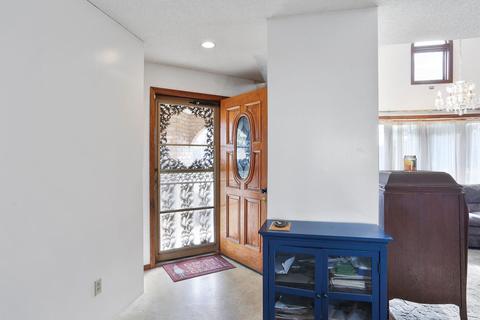 114 E 4th St, Tilton, IL 61833 photo 9