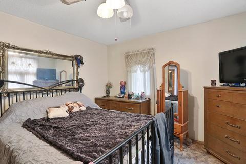 114 E 4th St, Tilton, IL 61833 photo 18