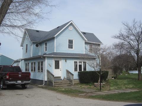 350 S 1st St, Sheldon, IL 60966 photo 3