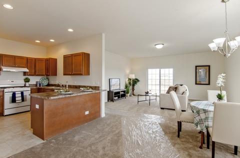 918 Camden St, Mchenry, IL 60050 photo 2
