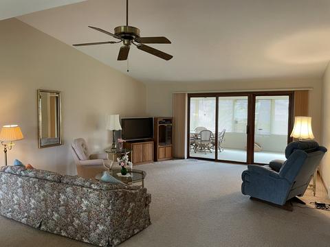 300 E 7th St, Belvidere, IL 61008 photo 11