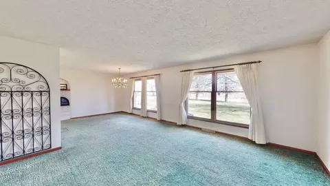 2956 E 13th Rd, Ottawa, IL 61350 photo 9