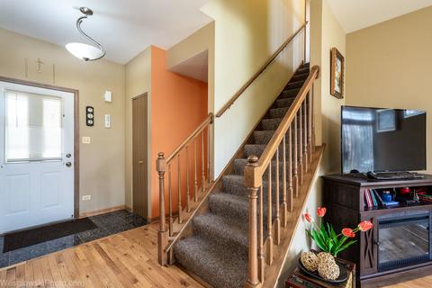 2130 W Adobe Dr, Addison, IL 60101 photo 7