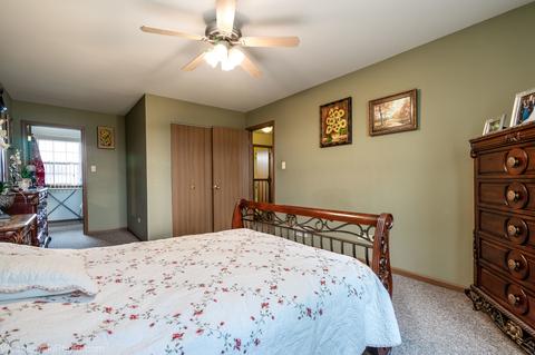 2130 W Adobe Dr, Addison, IL 60101 photo 9
