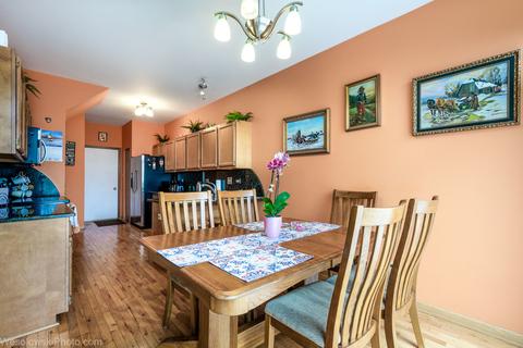 2130 W Adobe Dr, Addison, IL 60101 photo 4