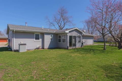 2703 E Washington St, Bloomington, IL 61704 photo 29