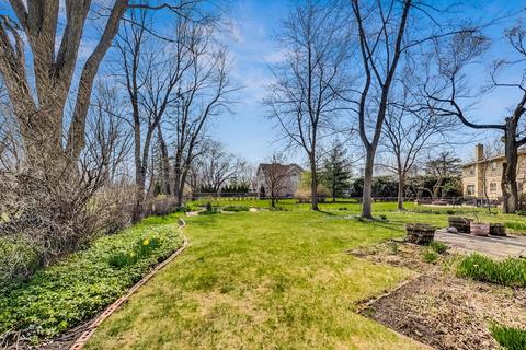 1651 Silverpine Dr, Northbrook, IL 60062 photo 26