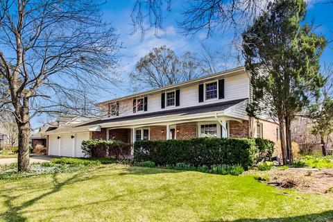 1651 Silverpine Dr, Northbrook, IL 60062 photo 2
