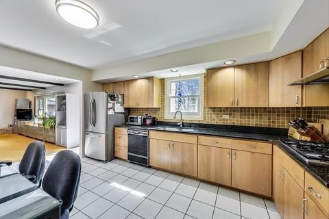 1651 Silverpine Dr, Northbrook, IL 60062 photo 11