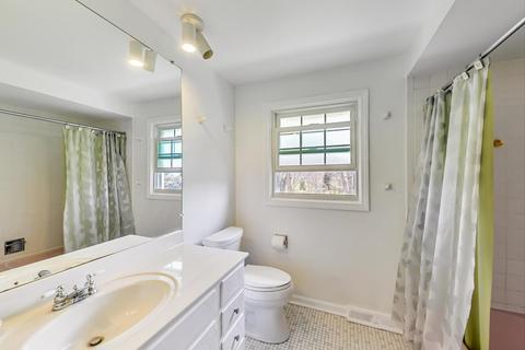 1651 Silverpine Dr, Northbrook, IL 60062 photo 23