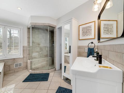 105 Forest Ave, Roselle, IL 60172 photo 14