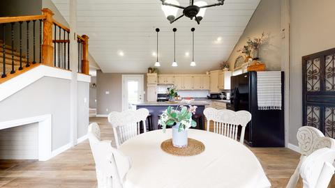 5305 Karen St, Danvers, IL 61732 photo 8