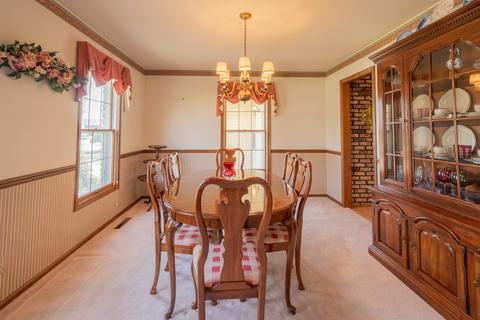 1502 Pheasant Run Rd, Harvard, IL 60033 photo 8