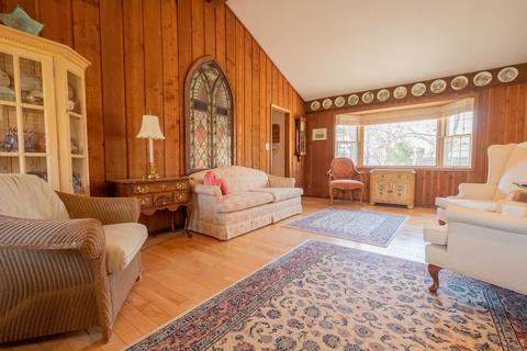 1502 Pheasant Run Rd, Harvard, IL 60033 photo 15
