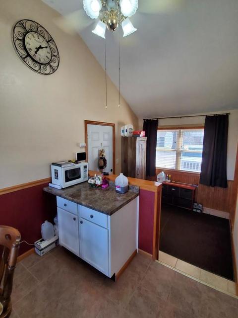 1454 S Demeter Dr, Freeport, IL 61032 photo 12