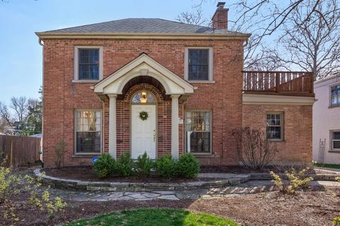 1011 N Main St, Wheaton, IL 60187 photo 2
