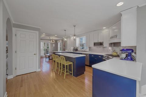 1011 N Main St, Wheaton, IL 60187 photo 14