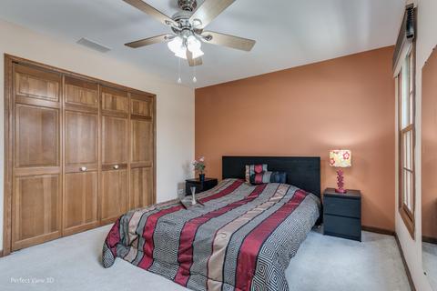 935 Harmon Blvd, Hoffman Estates, IL 60169 photo 21