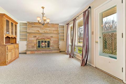 1511 Flower St, Mchenry, IL 60050 photo 7