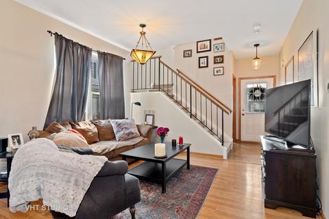 1111 Estes Ct, Naperville, IL 60540 photo 2